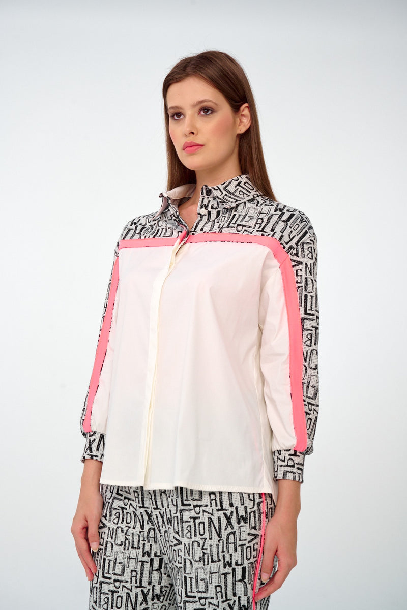 Yazı Desenli Kollu Pembe Şeritli Oversize Gömlek · Beyaz-Siyah