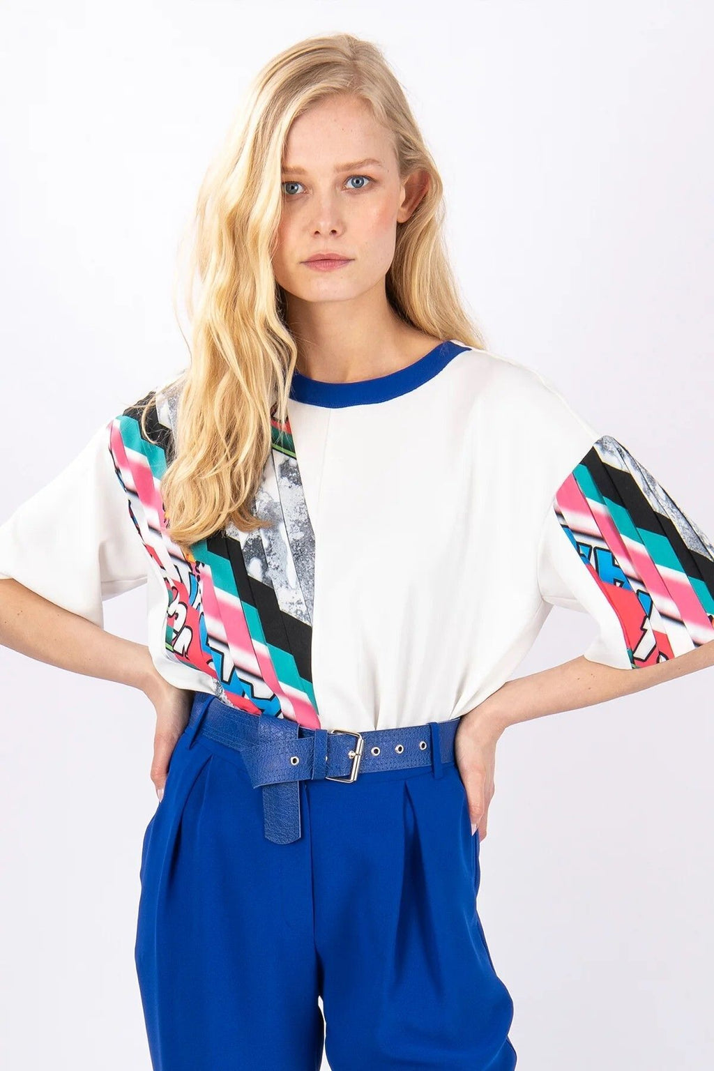 Mavi - Farren Mavi Piliseli Bluz - 912312400891 - Model on white - front