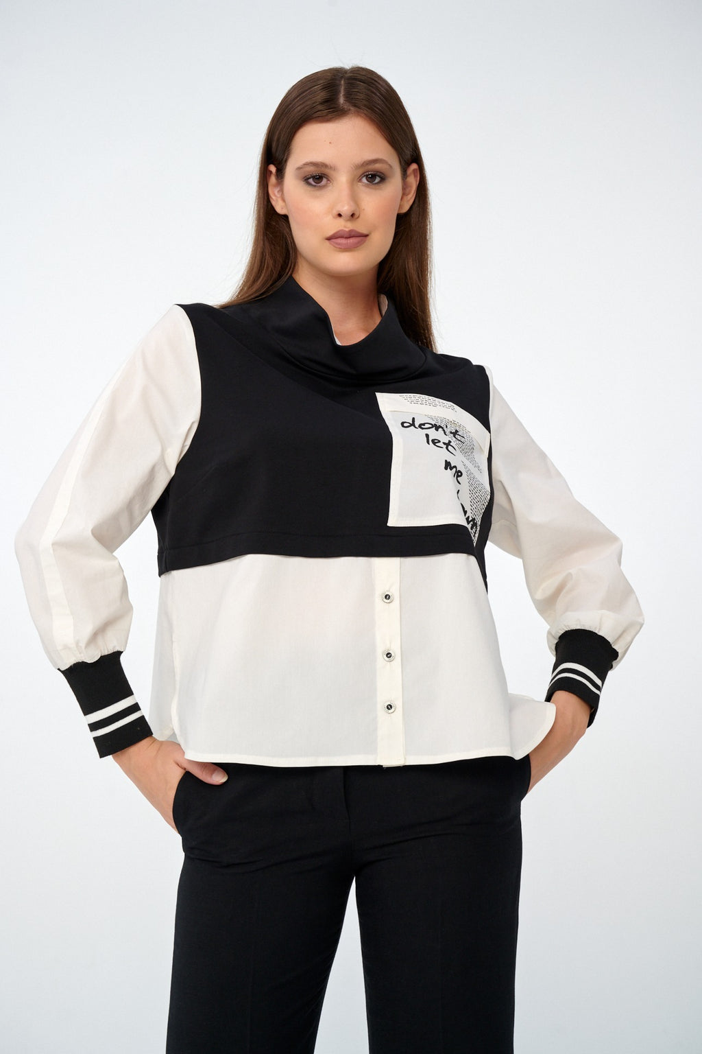 Siyah-Ekru - Farren Şal Yaka Renk Bloklu Yazı Cepli Gömlek - FRN9123 - Editorial waist-up detail