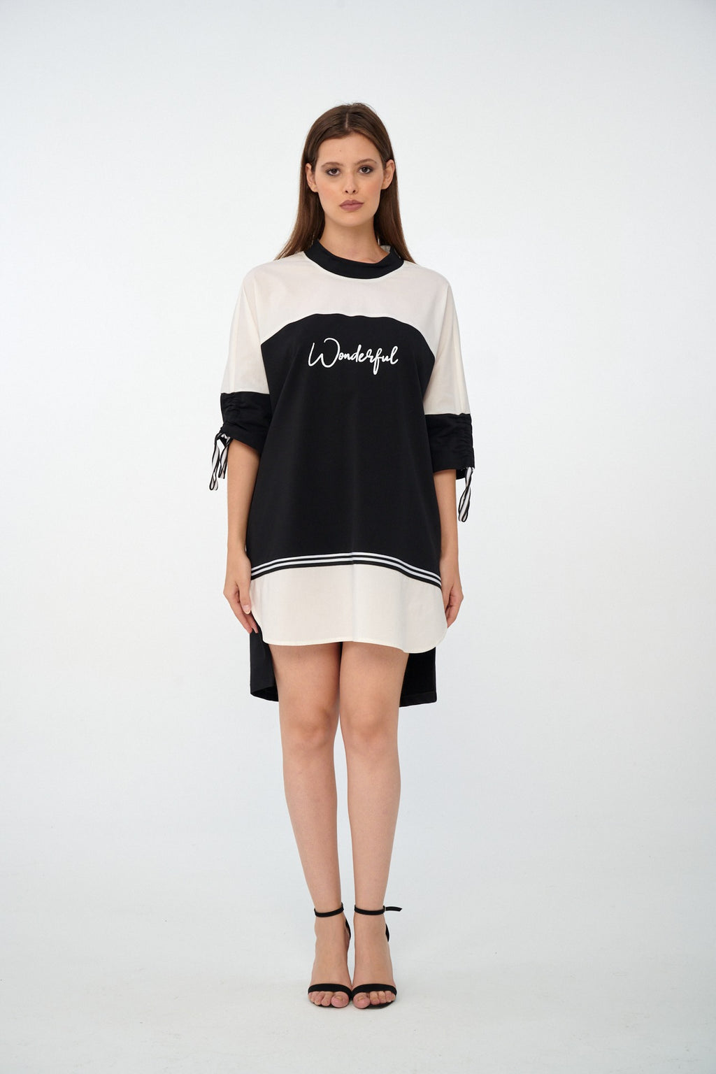 Siyah-Ekru - Farren Yazı Nakışlı Renk Bloklu Oversize Elbise - FRN9126 - Lookbook