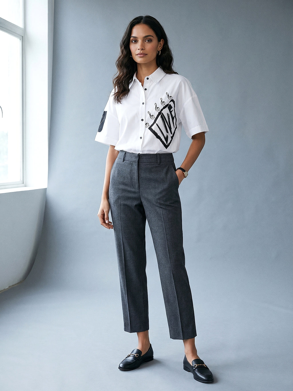 Beyaz - Farren Baskılı Oversize Kısa Kol Poplin Gömlek - FRN6005 - Model on white - front