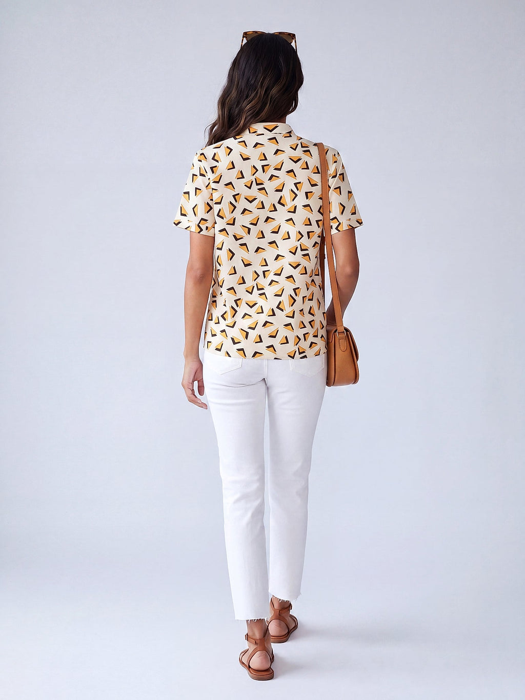 Beyaz - Farren Fırfırlı Kısa Kollu Poplin Gömlek - FRN100825 - Model on white - back/side