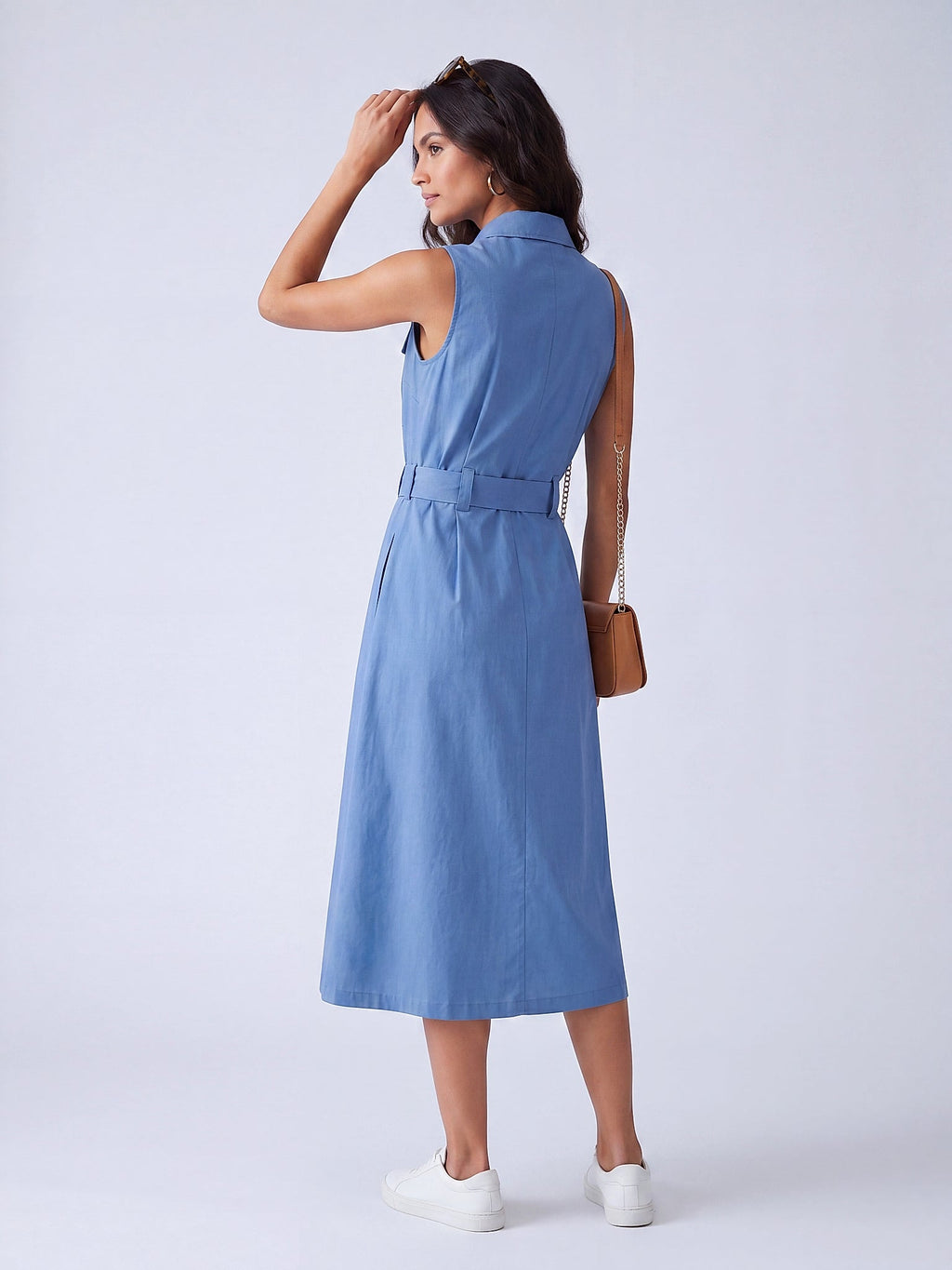 Mavi - Farren Kolsuz Kemerli Pamuklu Poplin Midi Elbise - FRN30397 - Model on white - back/side