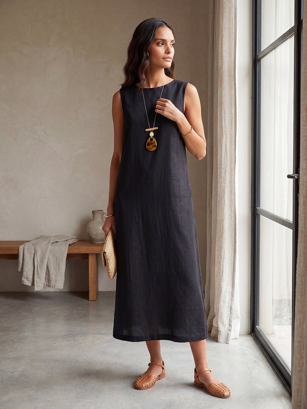 Siyah - Farren Kolsuz Keten Midi Elbise - FRN30392 - Lookbook editorial interior