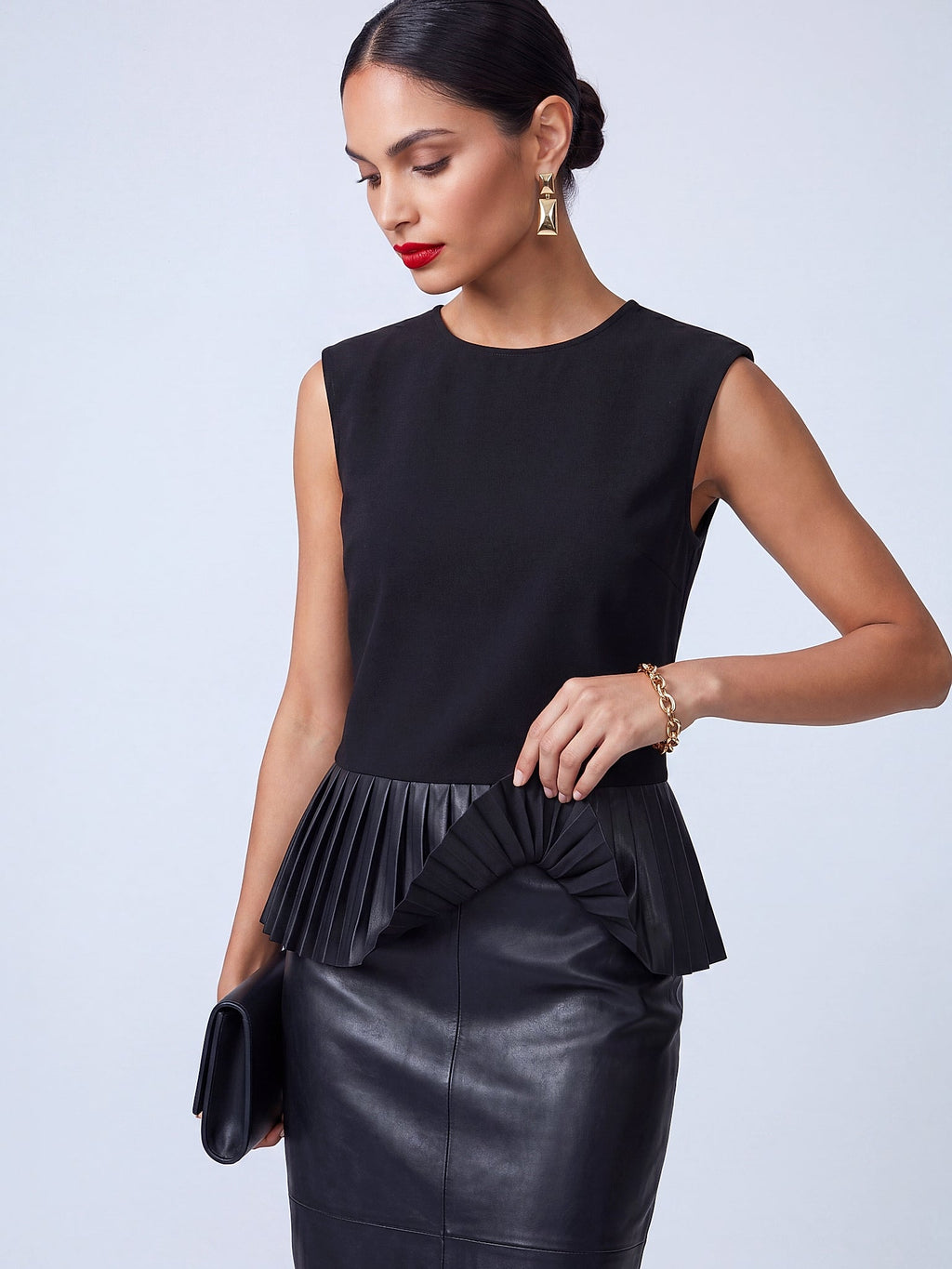 Siyah - Farren Kolsuz Peplum Bluz - FRN110225 - Editorial waist-up detail