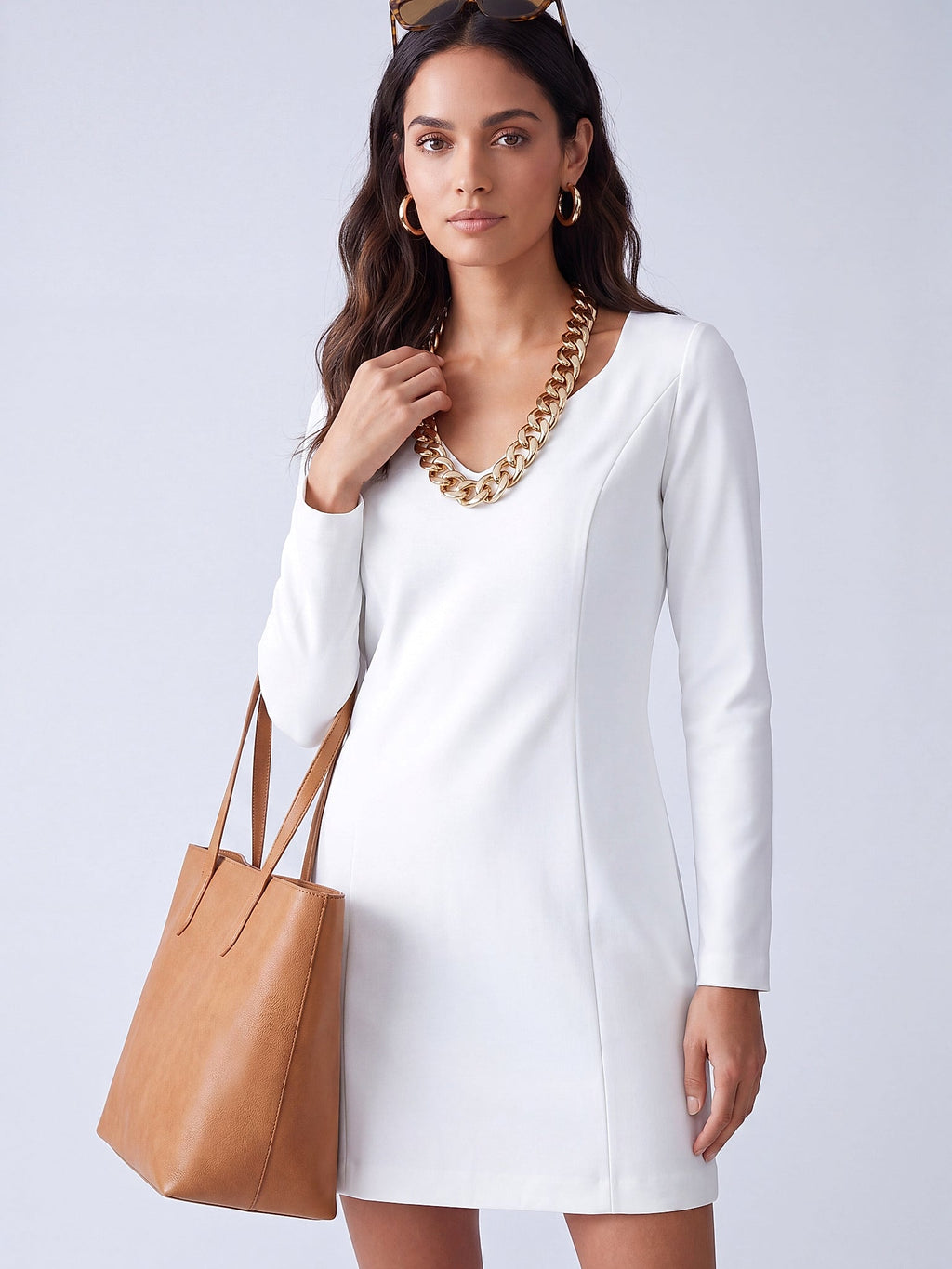 Beyaz - Farren Uzun Kol Düz Kesim Mini Elbise - FRN3100 - Editorial waist-up detail